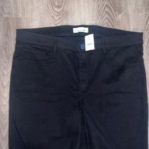 LOFT NWT Black Skinny Jeans. Size 14.